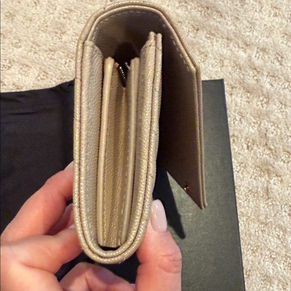 Saint Laurent Monogramme logo leather flap wallet dark beige - Picture 9 of 12